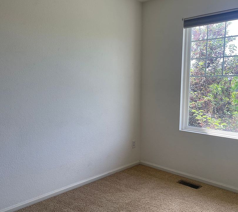 1st image of 20461 E Duke Dr