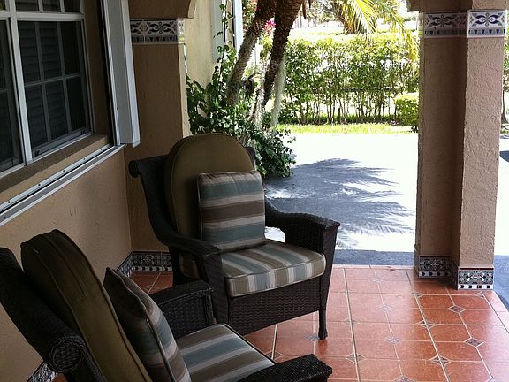 Front porch sitting area