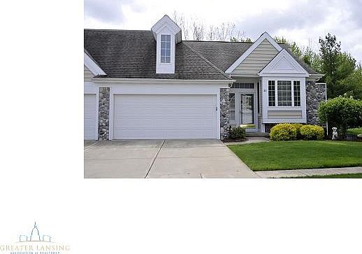 1st image of 33 Aviemore Dr #33
