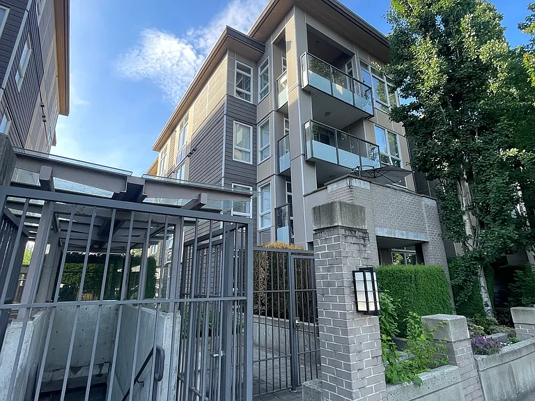 55 8th Ave E #212 — Photo 14