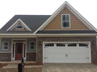 318 Clearbrook Cir, Lexington, SC 29072