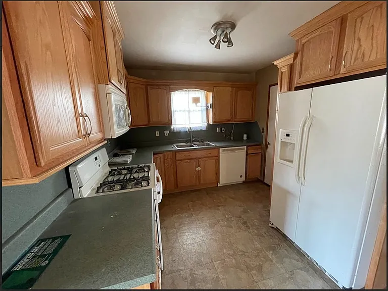 4213 N Westridge St — Photo 6