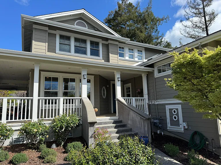 40 Shell Rd — Photo 1