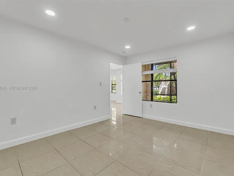15560 SW 104th Ter #6112 — Photo 18