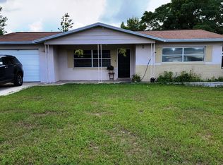 2 Donna Ct, Beverly Hills, FL 34465