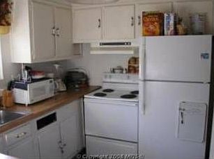 1st image of 102 Bethlehem Ct