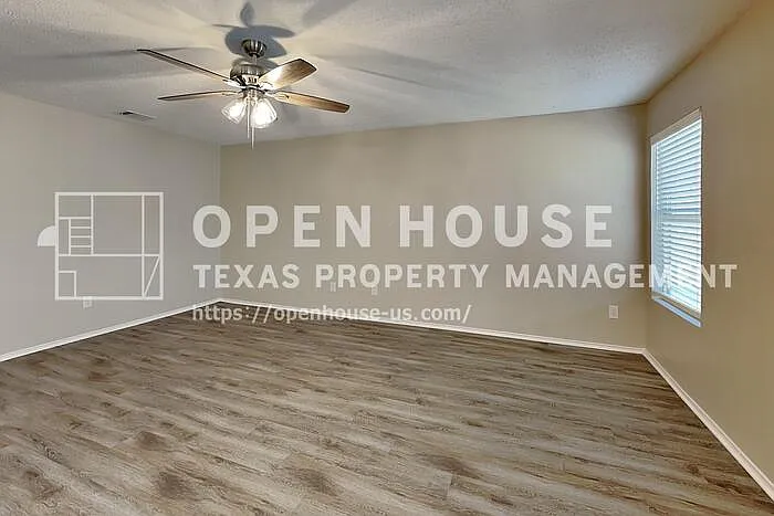 2517 Ash Dr — Photo 7