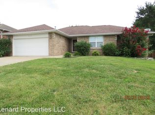 2113 W Colton, Ozark, MO 65721