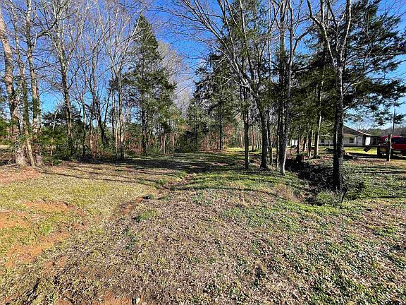 5th image of 304 County Road 1421