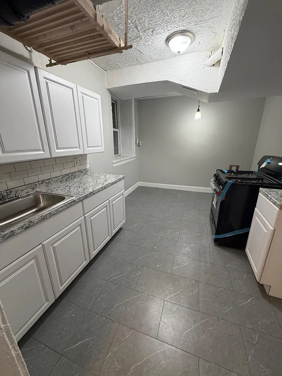 Building Photo - 223 Mount Prospect Ave #26