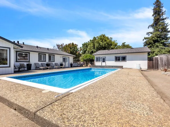 3000 Hagen Road, Napa, CA 94558