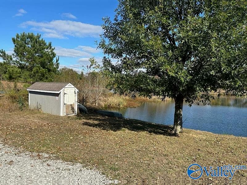 2nd image of 615 County Road 487