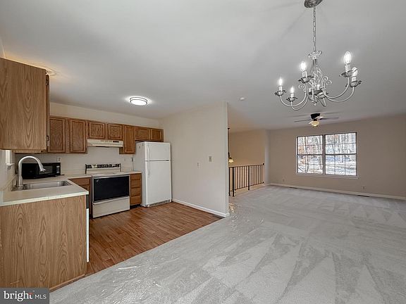 2nd image of 316 Geronimo Rd