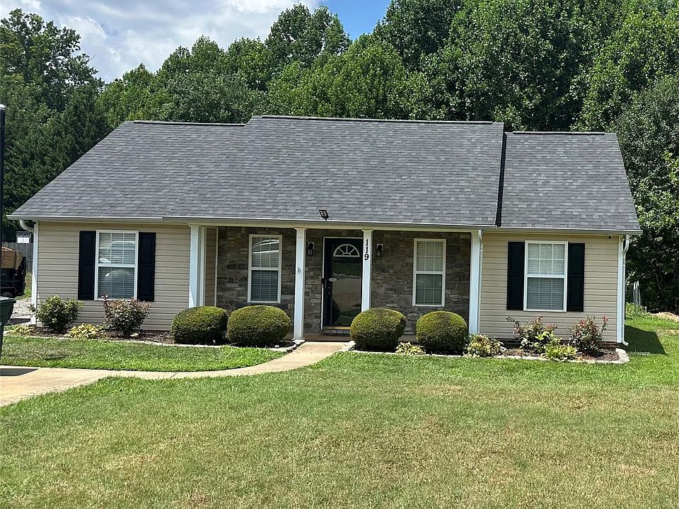 1st image of 119 Addison Pl