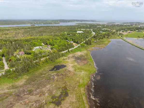 3640 Lawrencetown Rd, Halifax, NS B2Z 1P9