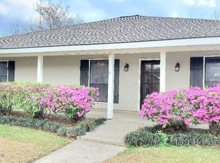 108 Canada Dr, Lafayette, LA 70506