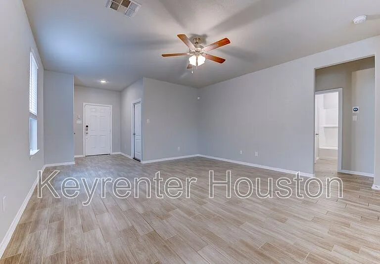 24803 Russet Bluff Trl — Photo 15