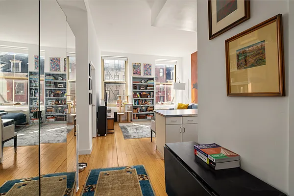 Rented by Compass | media 18