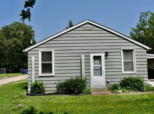 2717 11th Ave N, Fargo, ND 58102