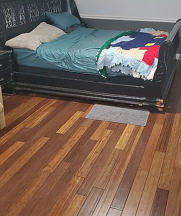 Teak floors HUGE M/BR must see