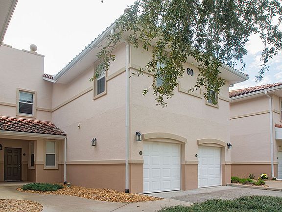3rd image of 60 Riverview Bnd S Unit 613