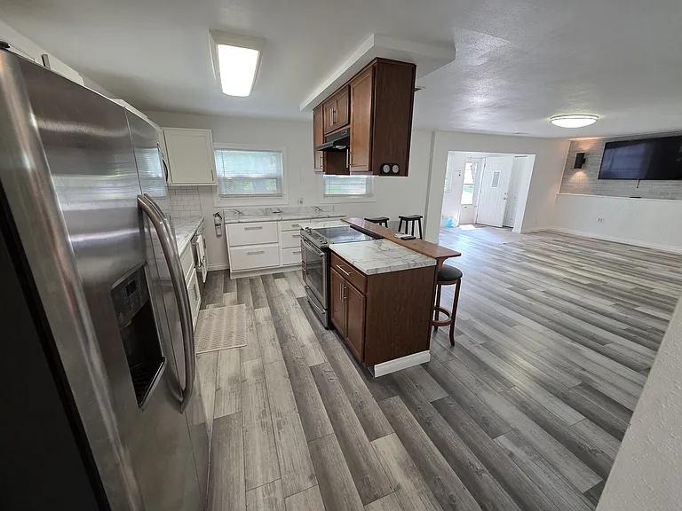 207 Taylor Rd — Photo 7