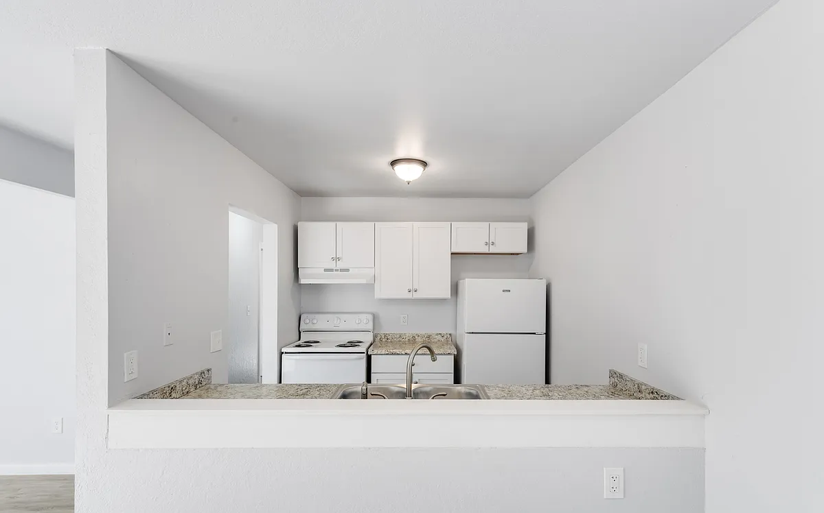 Floor plan 2 Bedroom/1 Bath Apartment