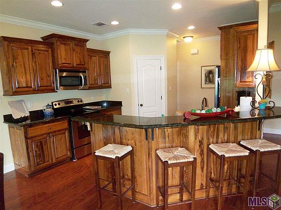 3rd image of 8276 Quiet Creek Dr