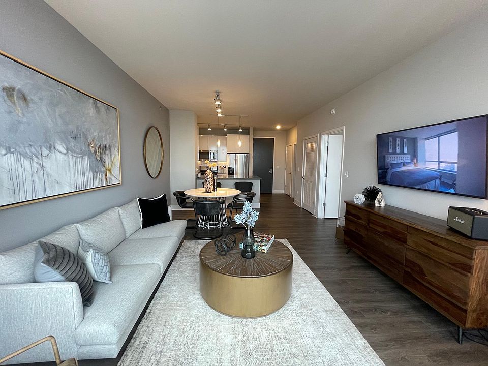 1st image of 162 W Polk St #313