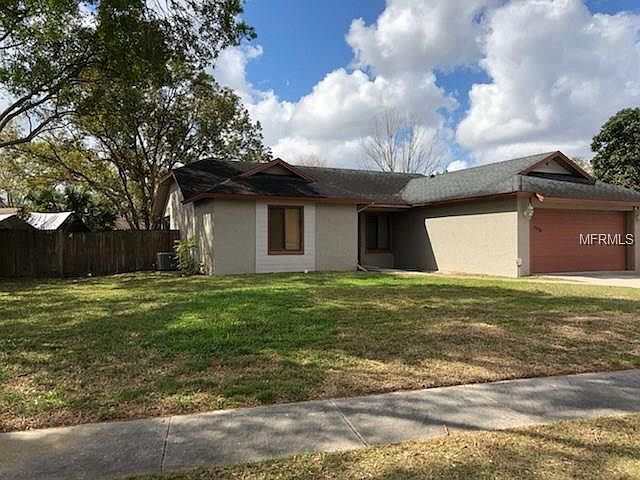 1st image of 5560 Long Lake Dr