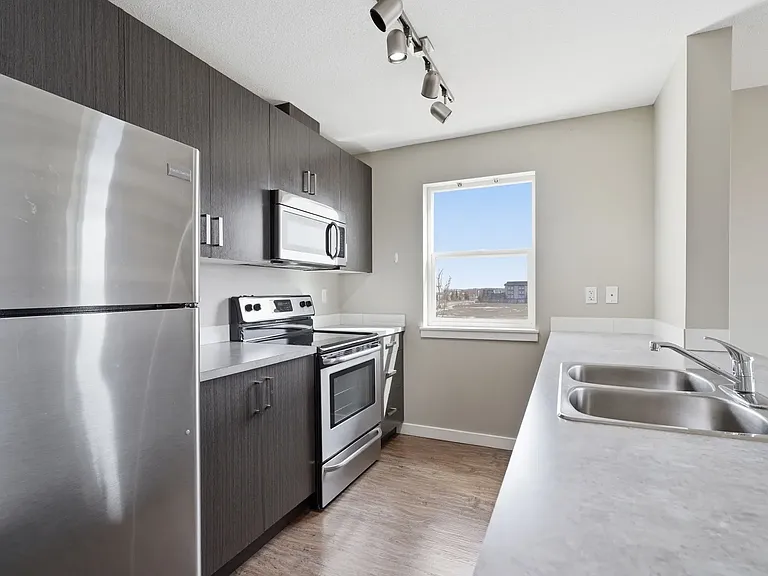 217 Lake St #108 — Photo 37