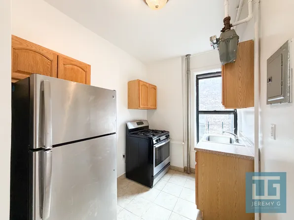 620 West 182nd Street image 7 of 8