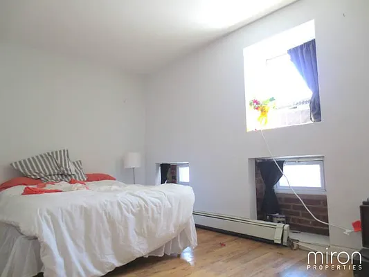 Rented by Miron Properties | media 36