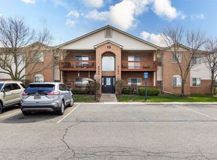 9747 Wildflower Ct, Belleville, MI