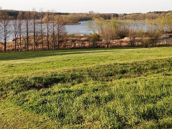 3rd image of 7628 Shore Crest Way