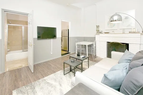 Rented by Carini Group | media 3