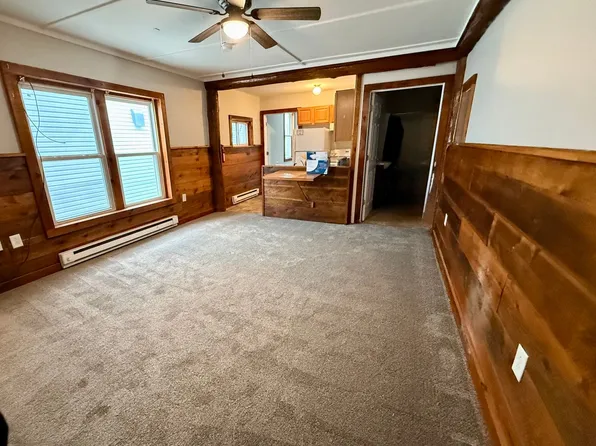 4 Cortland St, Marathon, NY 13803