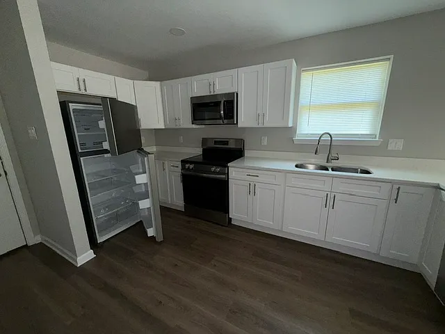 6097 E Adams St — Photo 7
