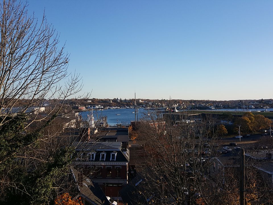 1st image of 9 Winchester Ct #1
