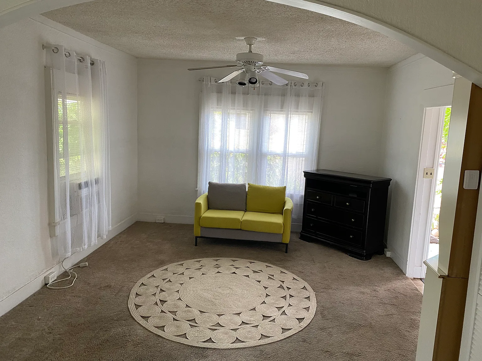 2 bed, 725 sqft, $1,850 — Photo 4