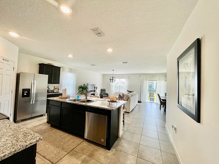 10574 SW Cambria Ln — Photo 9