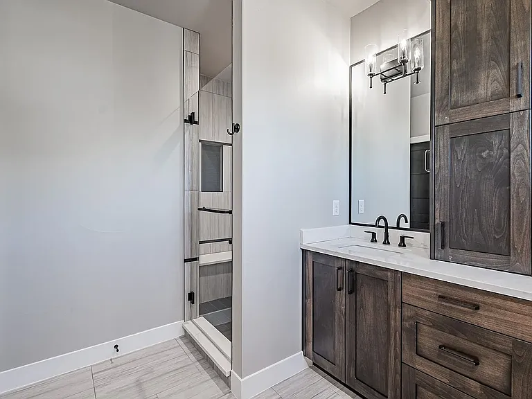 606 Arapahoe St — Photo 21