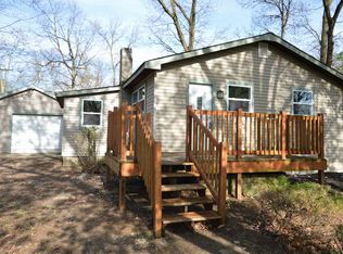 8246 N Blackhawk Ave, Walkerton, IN 46574