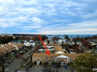 54 Lindstrom Rd #54, Stamford, CT 06902