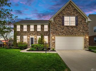 9475 Oak Brook Dr, Centerville, OH 45458