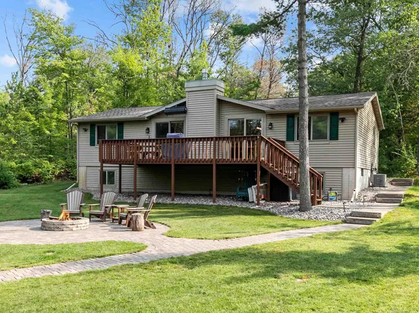 N1386 Wood Duck Way, Keshena, WI 54135
