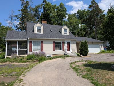 2639 Burton St SE, Grand Rapids, MI, 49546