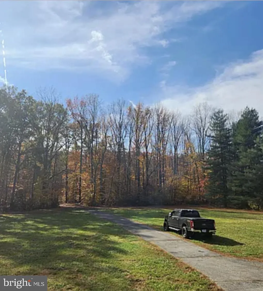 4 bed, 2.5 bath, 1190 sqft, $3,500 — Photo 4