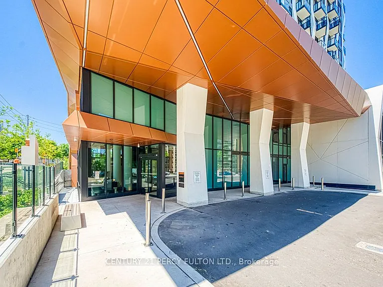 60 Central Park Dr #1802 — Photo 3