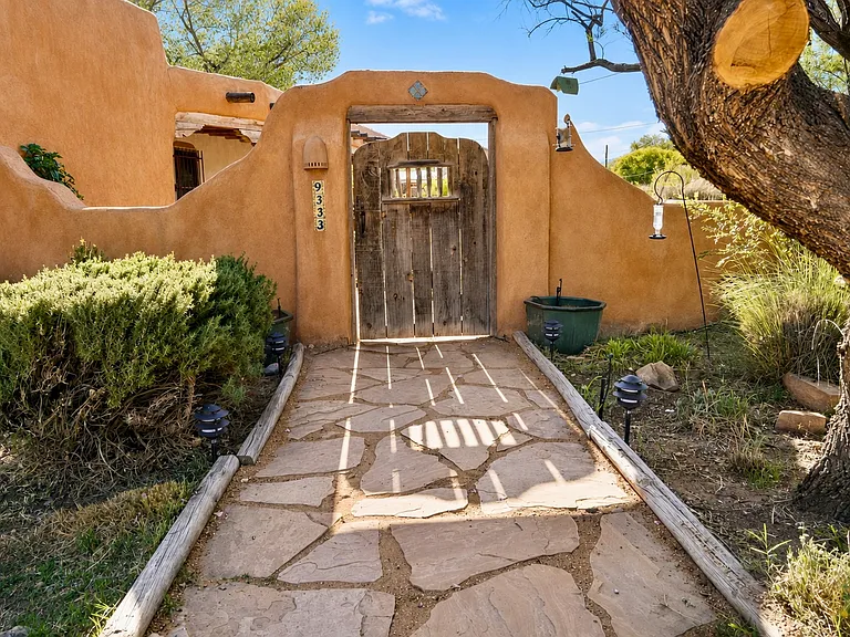 9333 Guadalupe Trl NW — Photo 13